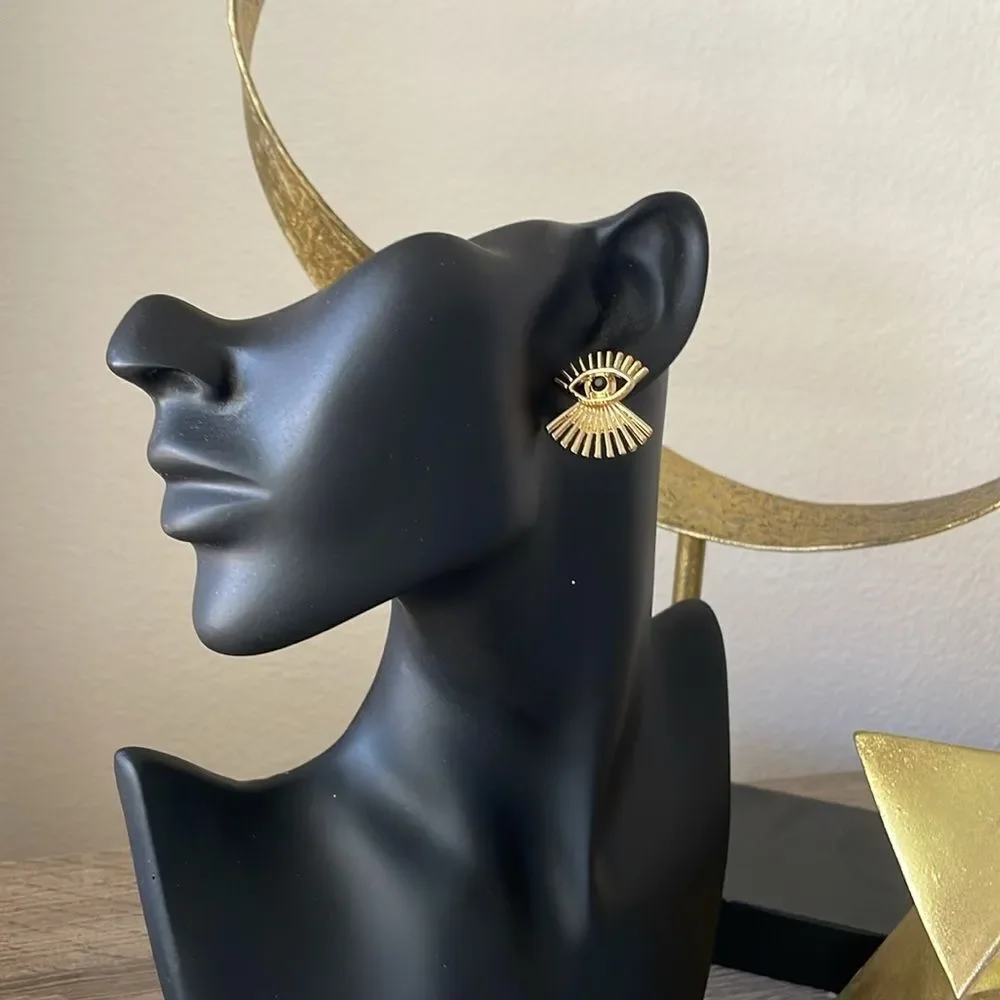 Gold Eye Design Earrings N990